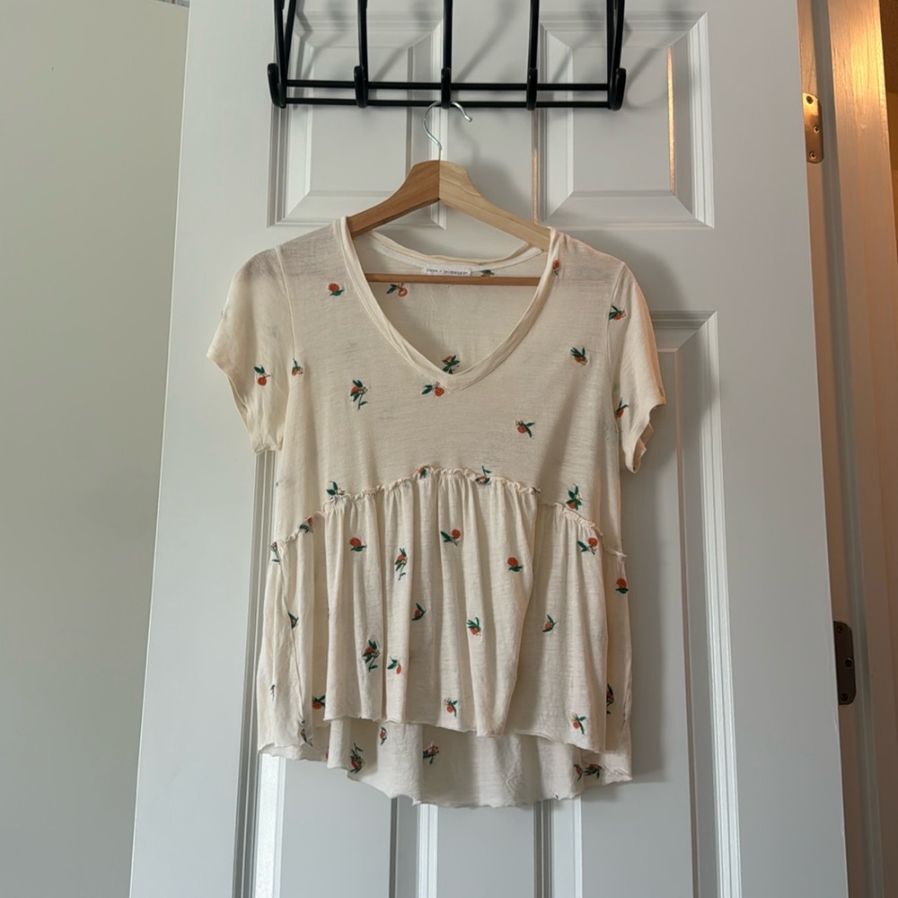 Blouse with flowers
